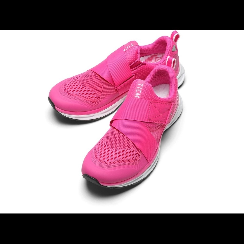 TIEM Spinning Shoes Vivid Pink NEW size 6.5 OCTOBER SALE!!! Price reduction!!!